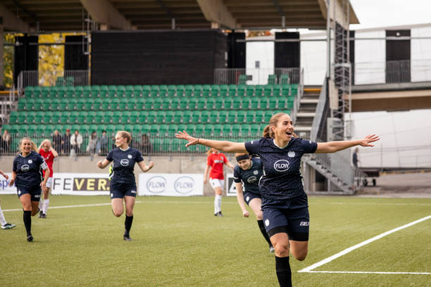 成绩背后 成绩背后